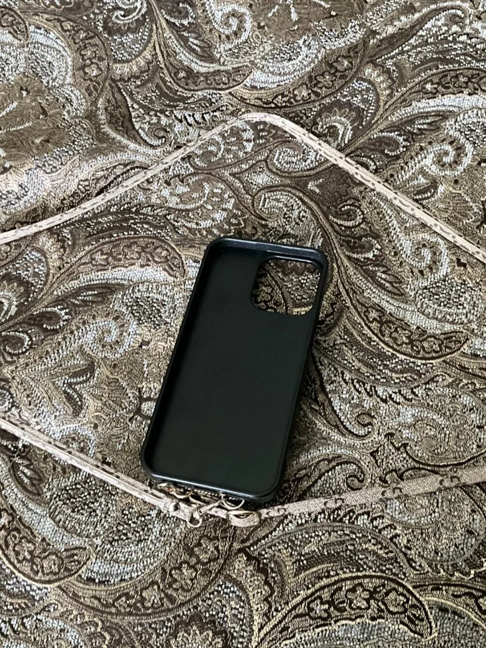 Designer-Inspired Crossbody Phone Case – iPhone 15 Pro Max